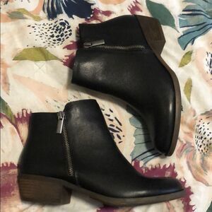 Kenzie black booties